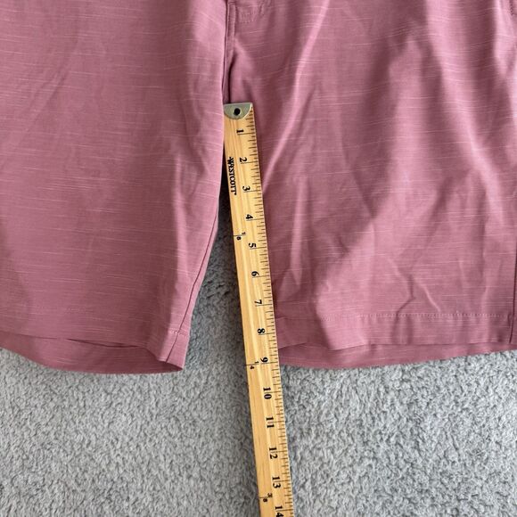 Travis Mathew Shorts Mens 34 Pink Golf Pockets Flat Front Performance - Picture 3 of 6